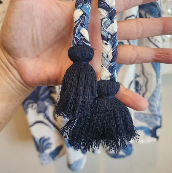 TORI RICHARD DRESS BUTTON DOWN BRAIDED BELT SHORT SLEEVES FLORAL NWOT SIZE SMALL - Picture 12 of 15